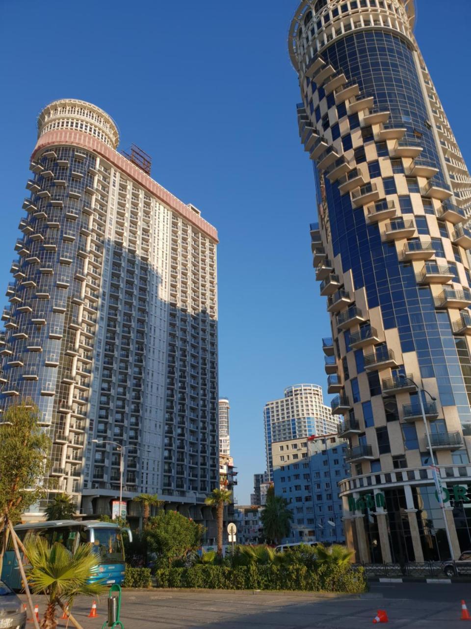 Batumi Apartments Guli Exterior photo