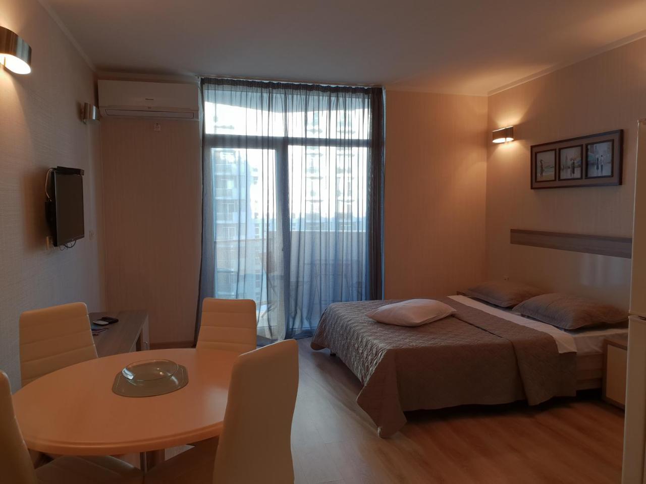 Batumi Apartments Guli Exterior photo