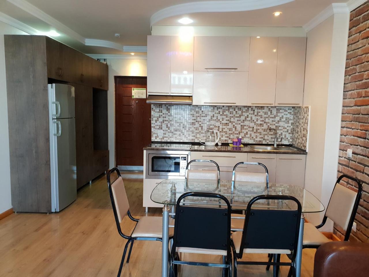 Batumi Apartments Guli Exterior photo