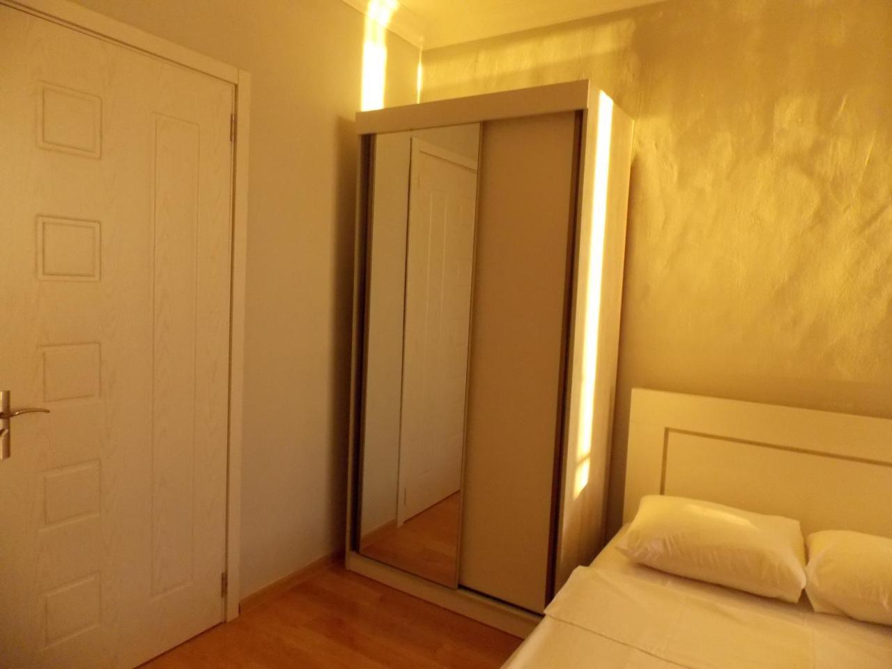 Batumi Apartments Guli Exterior photo